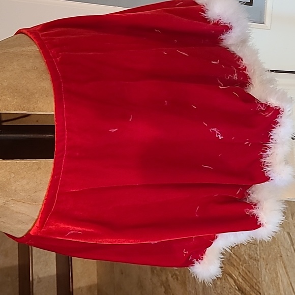 Naughty Claus 🤶 - Picture 4 of 6